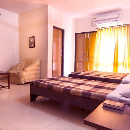 Hotel Rajawas Dibrugarh Exterior photo